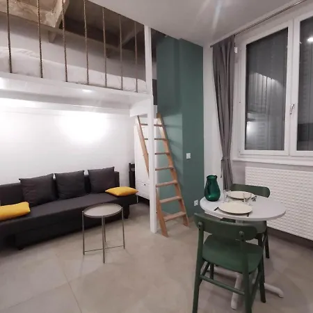 Studio Neuf Pres De Lyon Lägenhet *