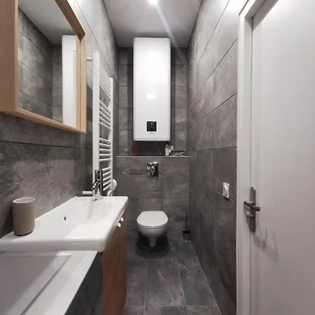 Studio Neuf Pres De Lyon * Vénissieux